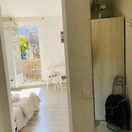 Au Coeur Du Village Joli Studio
